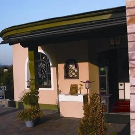 Kirchenwirt Guest house